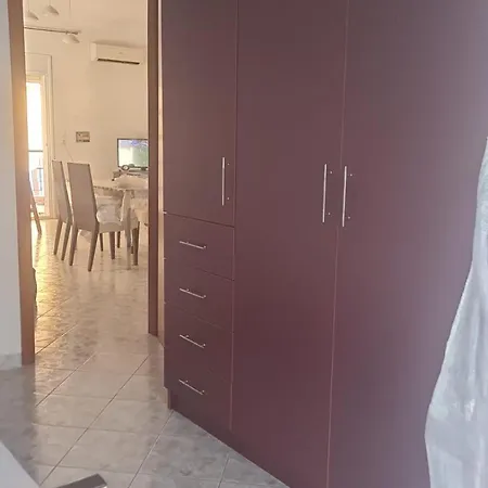 House Vladimiros Apartment *